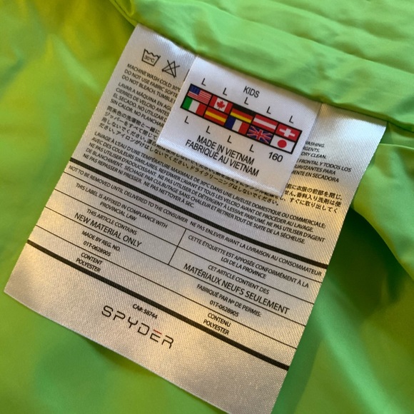 Brand new Spyder puffer jacket - Picture 5 of 8